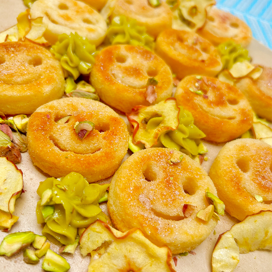 Cinnamon Apple Smiles with Pistachio Buttercream - Potatoes USA - Philippines
